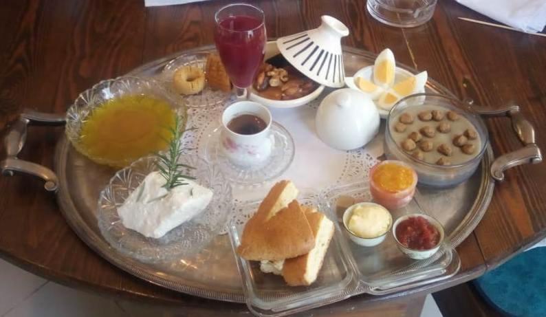 Dar Esma Bed & Breakfast La Marsa Exterior photo